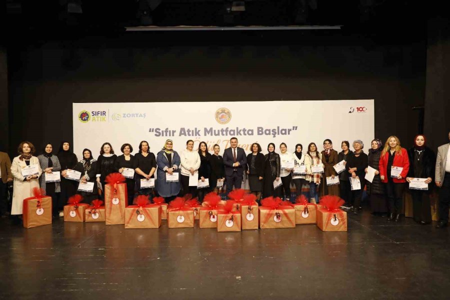 Alanya Belediyesi Sıfır Atık Alanında Örnek Gösterildi