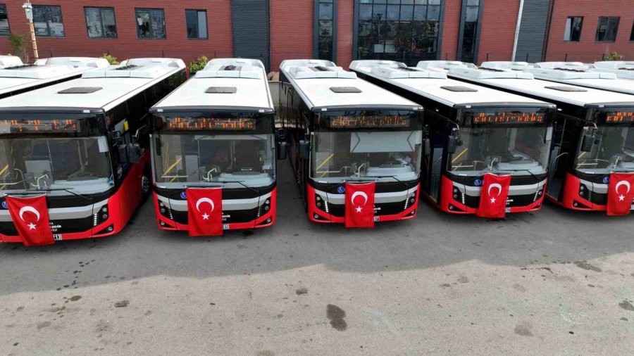 Büyükşehir Toplu Taşıma Filosuna 20 Yeni Otobüs Daha Kattı