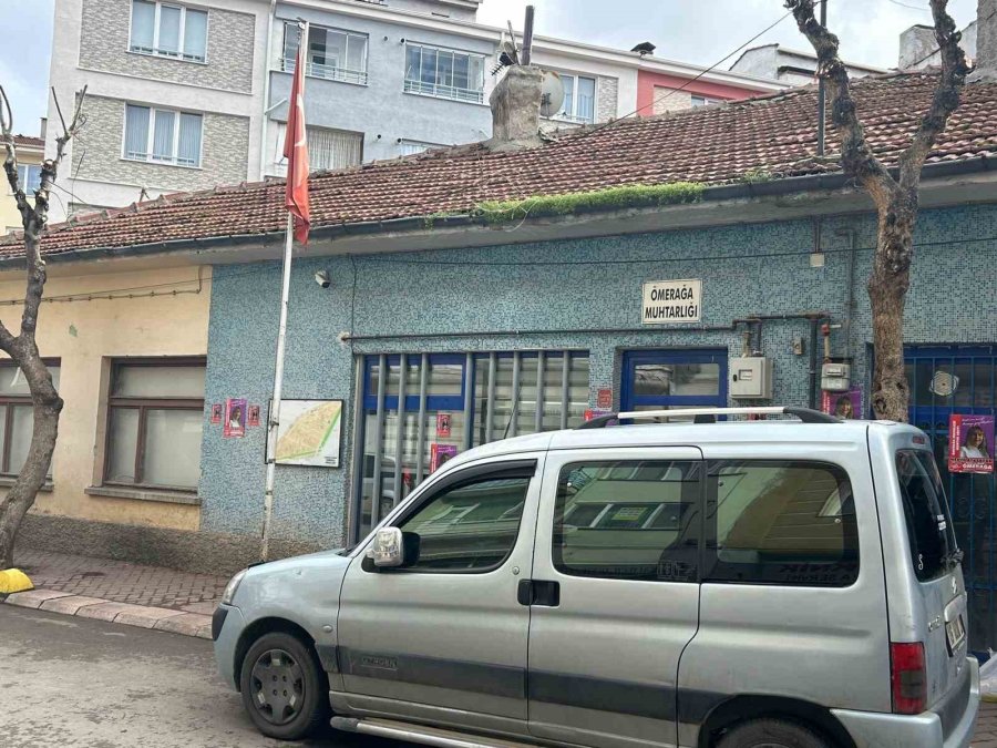 Eskişehir’de Bakımsız Türk Bayrağının Hali Tepkiye Sebep Oldu