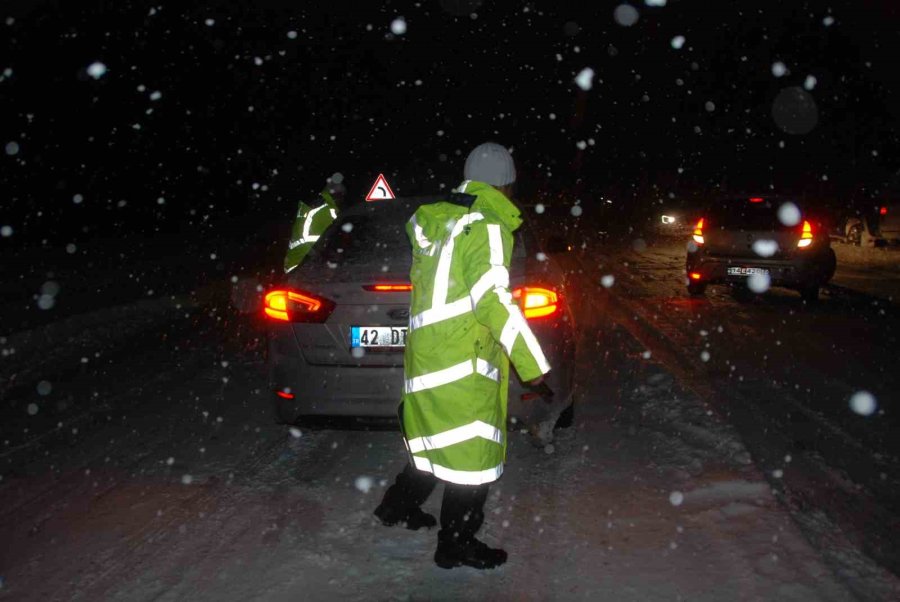 Antalya-konya Yolu Tır Geçişine Kapatıldı