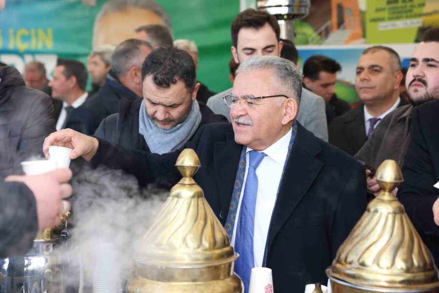 Başkan Büyükkılıç, Hizmeti Vatandaşın Ayağına Götüren Çadırları Ziyaret Etti