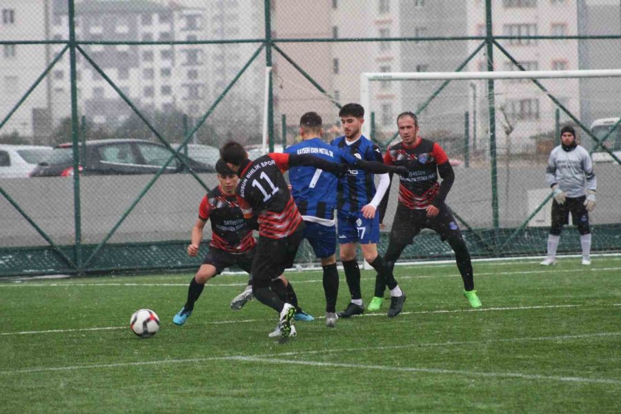 Kayseri Süper Amatör Küme: Kayseri Esen Metal Sk: 13 -sosun Birlikspor: 1