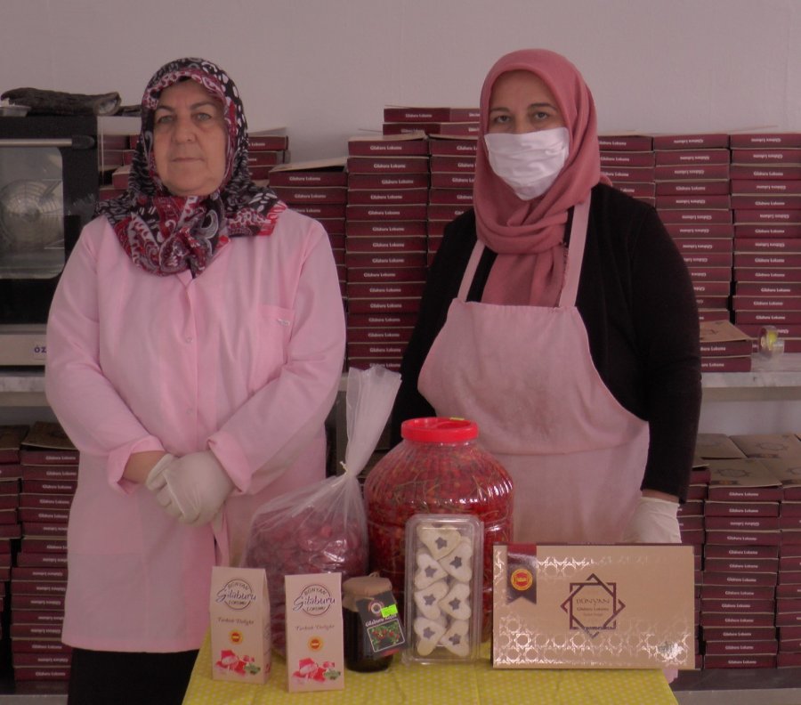 Kadınlardan Türkiye’de İlk Ve Tek: ‘gilaburu Lokumu’