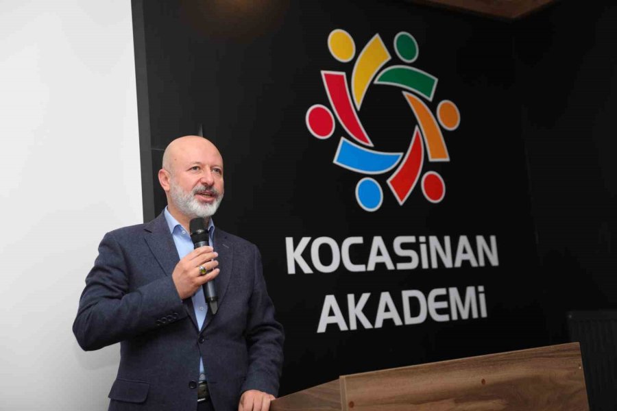 Başkan Çolakbayrakdar: "kocasinan Akademi, Kocaman Bir Ailedir”