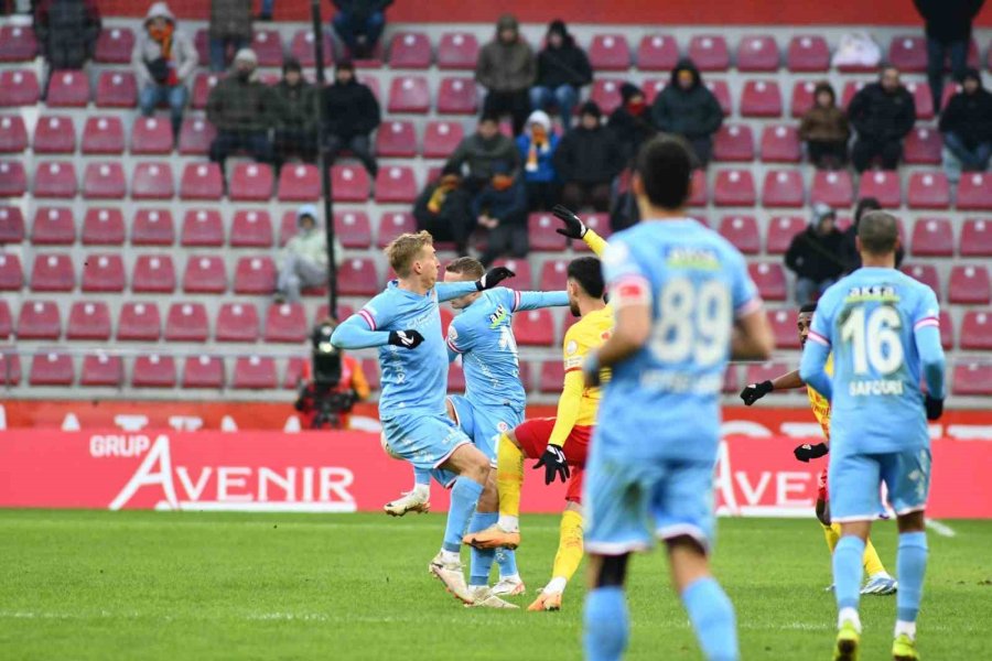 Trendyol Süper Lig: Kayserispor: 0 - Antalyaspor: 1 (ilk Yarı)