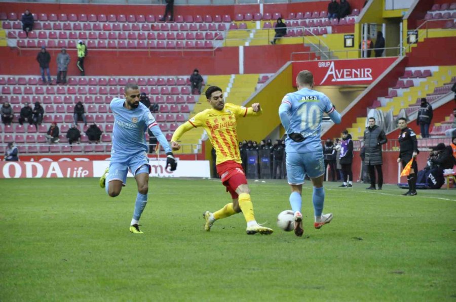 Trendyol Süper Lig: Kayserispor: 0 - Antalyaspor: 1 (ilk Yarı)