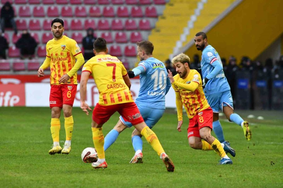 Trendyol Süper Lig: Kayserispor: 0 - Antalyaspor: 0 (maç Devam Ediyor)