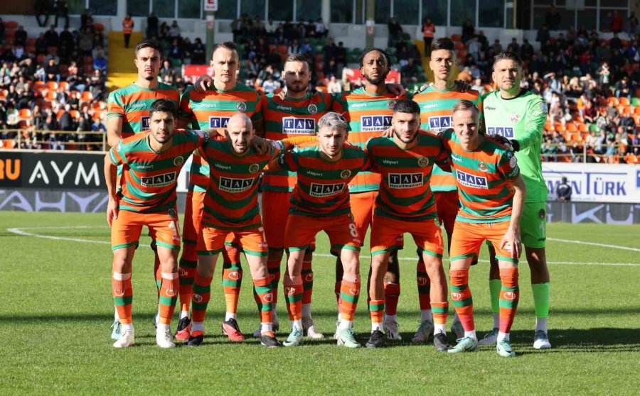 Trendyol Süper Lig: Alanyaspor: 1 - Pendikspor: 1 (maç Sonucu)