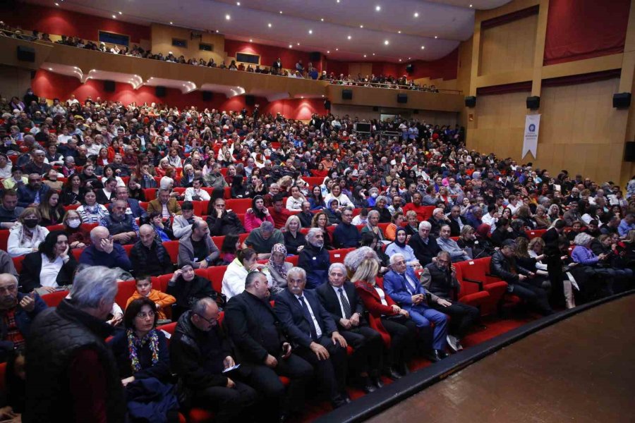 Akm’de Erdal-mercan Erzincan’dan Türkü Gecesi