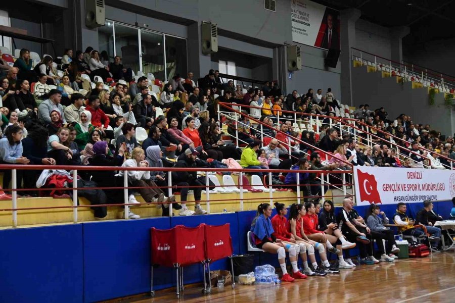 Manavgat’un Sultanları Play-off’ta