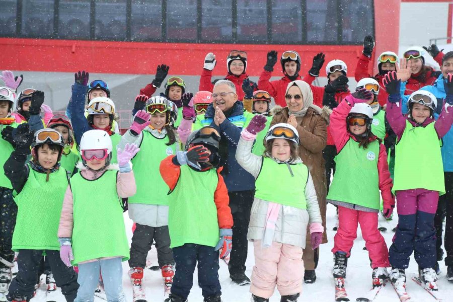 Başkan Büyükkılıç’tan Erciyes Kış Festivaline Davet