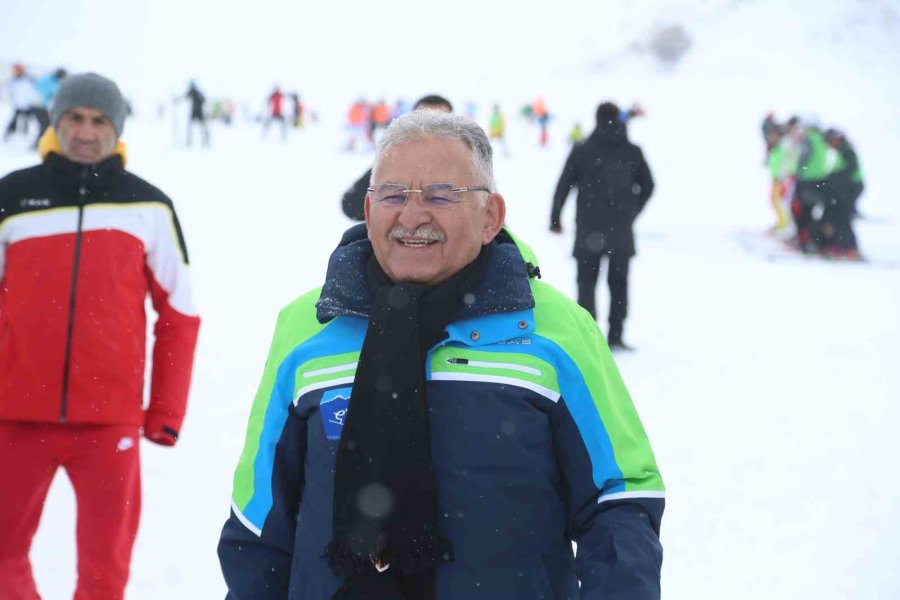 Başkan Büyükkılıç’tan Erciyes Kış Festivaline Davet