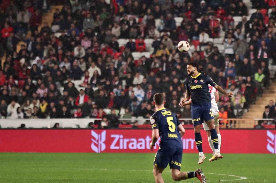 Trendyol Süper Lig: Antalyaspor: 0 - Fenerbahçe: 2 (maç Sonucu)