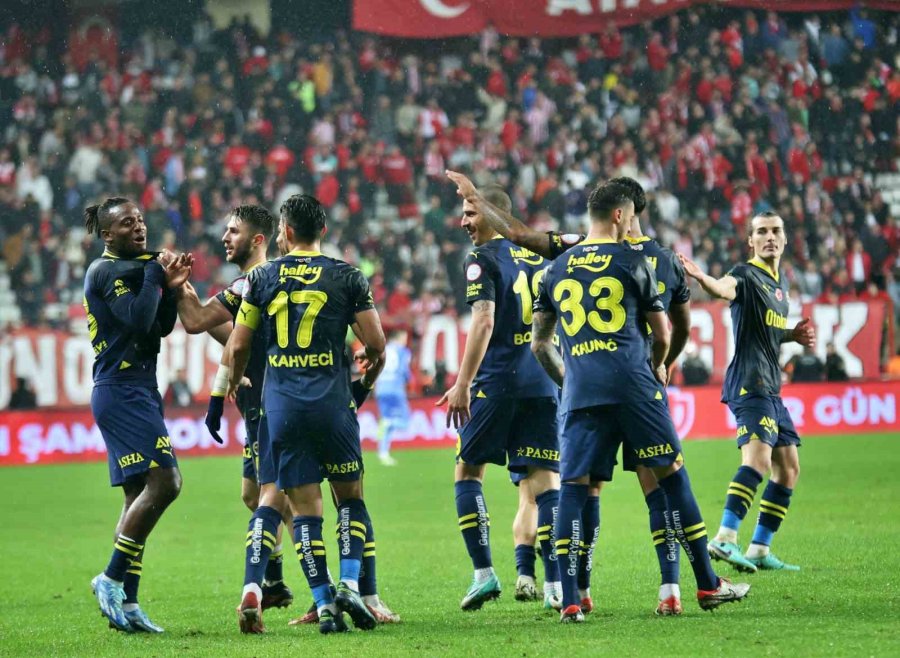 Trendyol Süper Lig: Antalyaspor: 0 - Fenerbahçe: 2 (maç Sonucu)