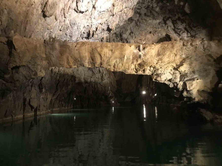 Altınbeşik Mağarası Ziyaretçi Rekoru Kırdı