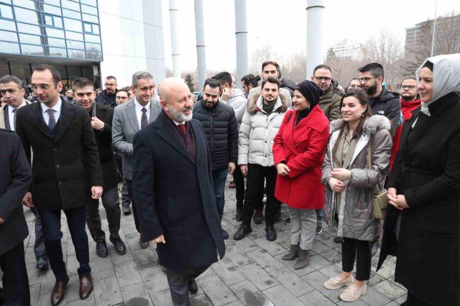 Başkan Çolakbayrakdar, “daha Fazla Çalışarak, Yürümek Yok, Koşmak Var”