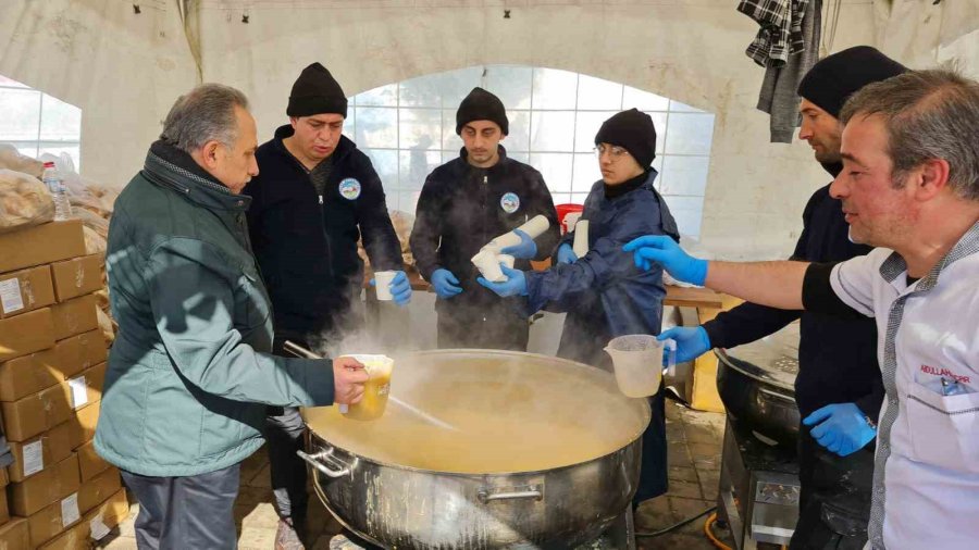 Başkan Yalçın’dan 6 Şubat Ve Miraç Kandili Mesajı