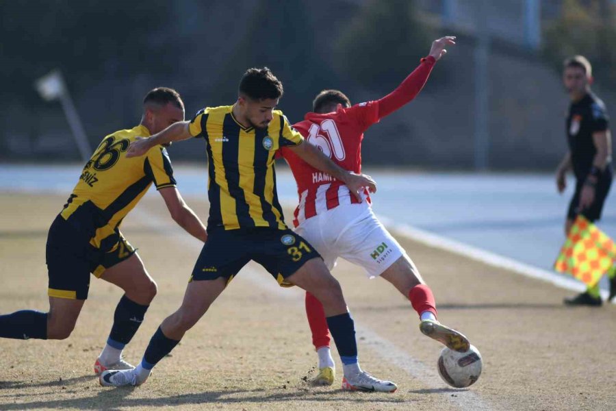 Tff 3. Lig 1. Grup: Talasgücü Belediyespor: 0- Ayvalıkgücü Belediyespor: 3