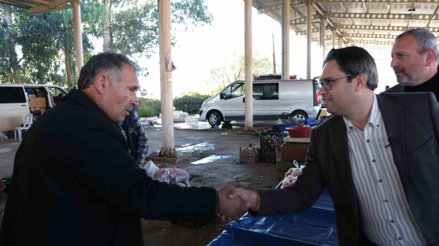 Mimar Emre Afacan, Sahanın Yanında Sosyal Medyada Vatandaşla Buluşuyor