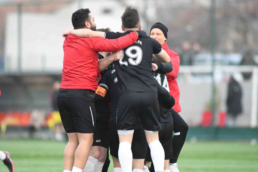 Erciyes Esen Makina Fk Play-off’ta