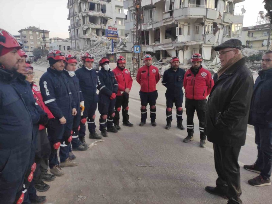 6 Şubat’ta Uzandıkları Elleri Unutamıyorlar