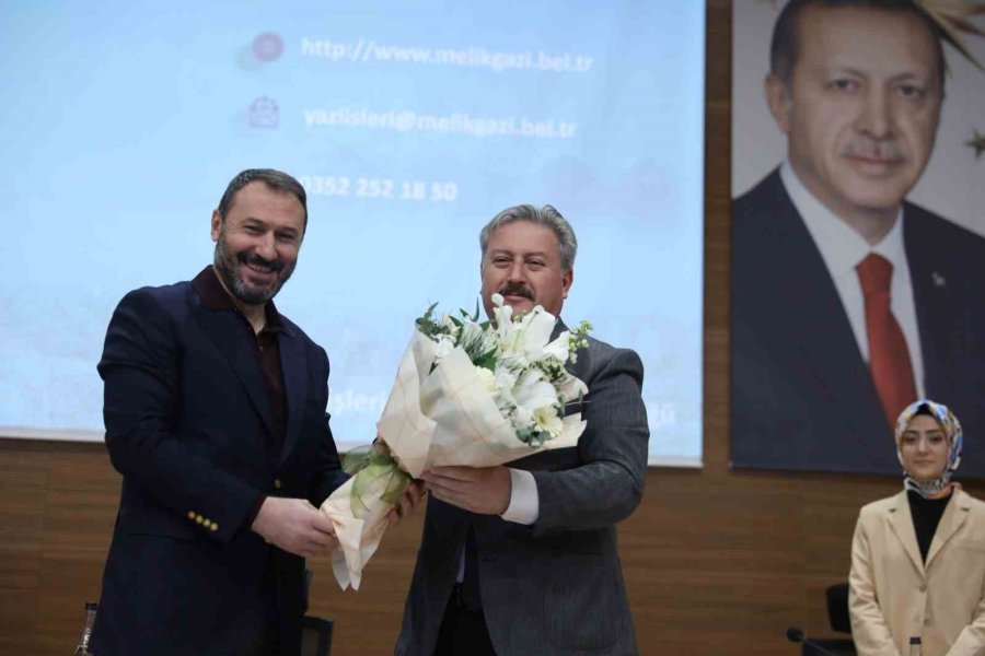 Melikgazi’nin Uyum İçince Çalışan Meclis Üyeleri Başkan Palancıoğlu’nu Tebrik Etti