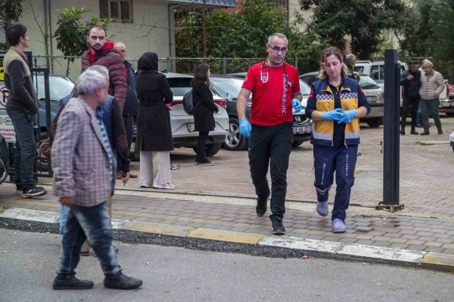 Dinlenmek İçin Geçtiği Odasında Ailesi Tarafından Cansız Bedeni Bulundu