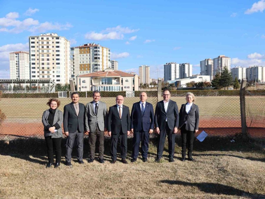 Yök Yürütme Kurulu Üyesi Prof. Dr. Mahmut Ak, Kayü Osb Myo’da İncelemelerde Bulundu