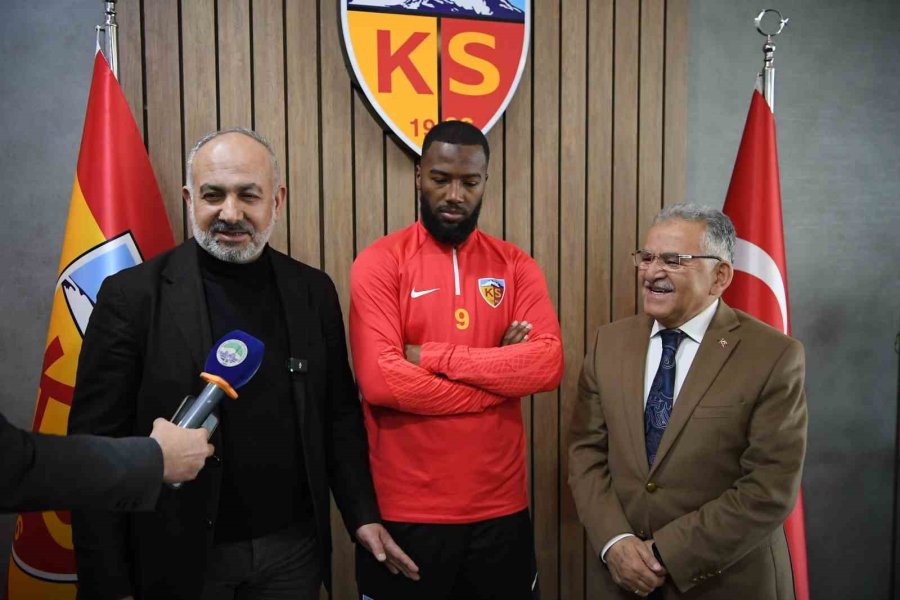 Başkan Büyükkılıç’tan Kayserispor’a “transfer Tahtası” Müjdesi