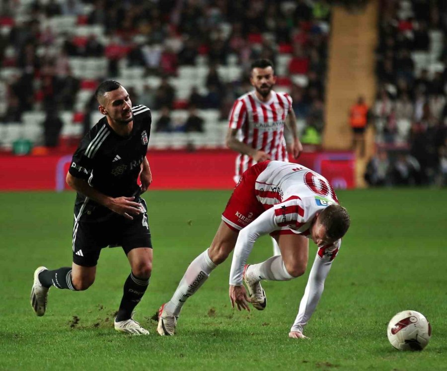 Ziraat Türkiye Kupası: Antalyaspor: 1 - Beşiktaş: 0 (ilk Yarı)