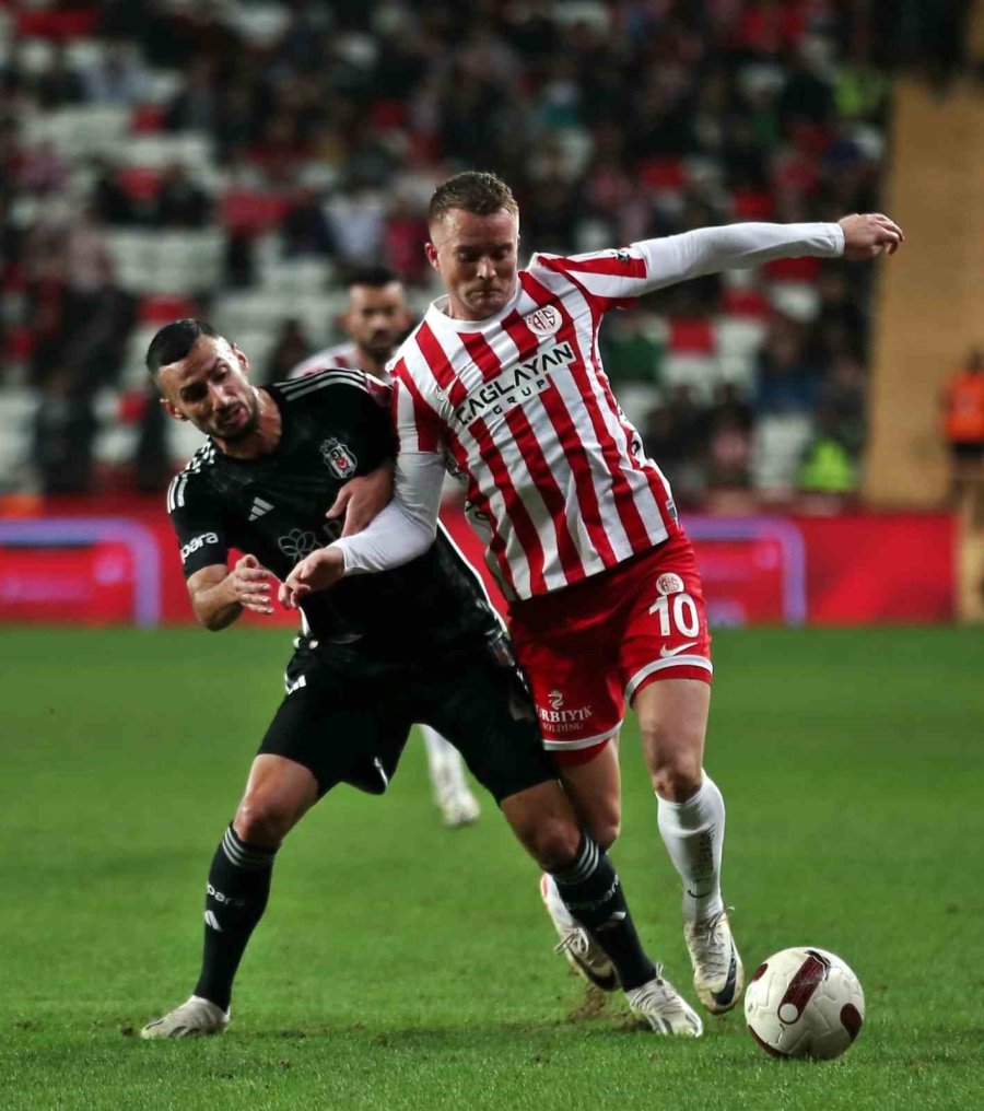 Ziraat Türkiye Kupası: Antalyaspor: 1 - Beşiktaş: 0 (ilk Yarı)