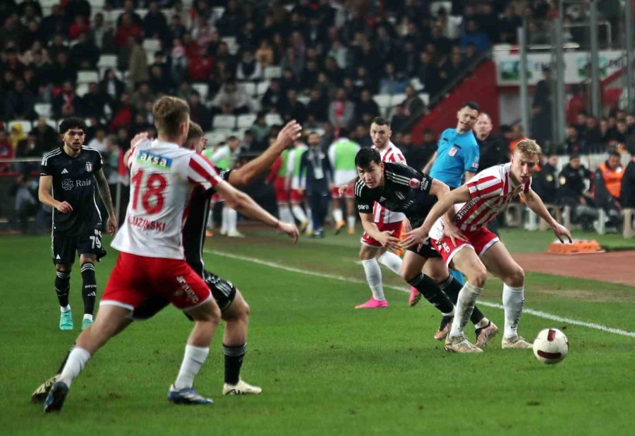 Ziraat Türkiye Kupası: Antalyaspor: 2 - Beşiktaş: 1 (maç Sonucu)