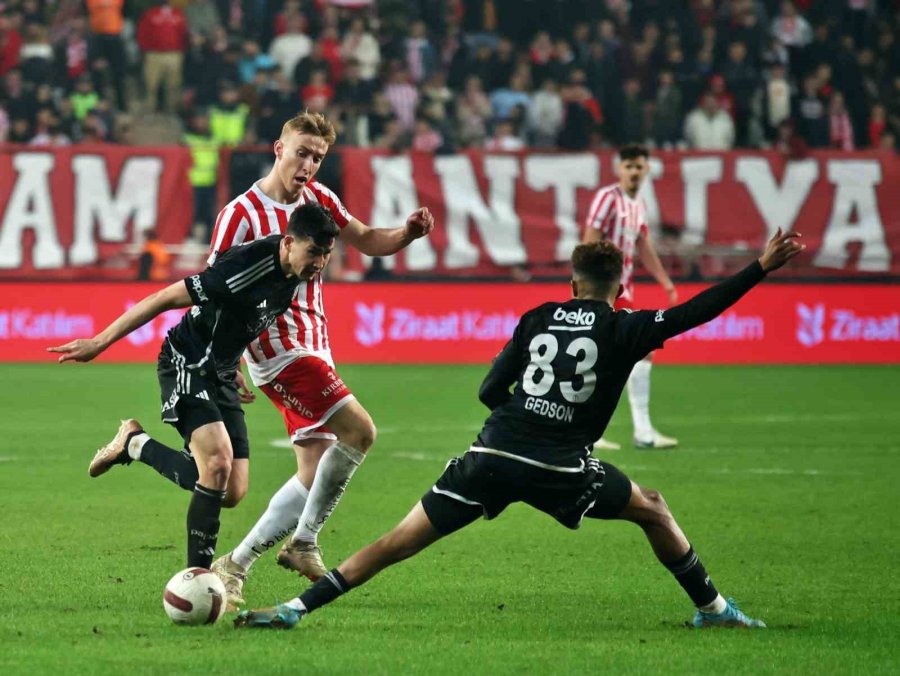 Ziraat Türkiye Kupası: Antalyaspor: 2 - Beşiktaş: 1 (maç Sonucu)