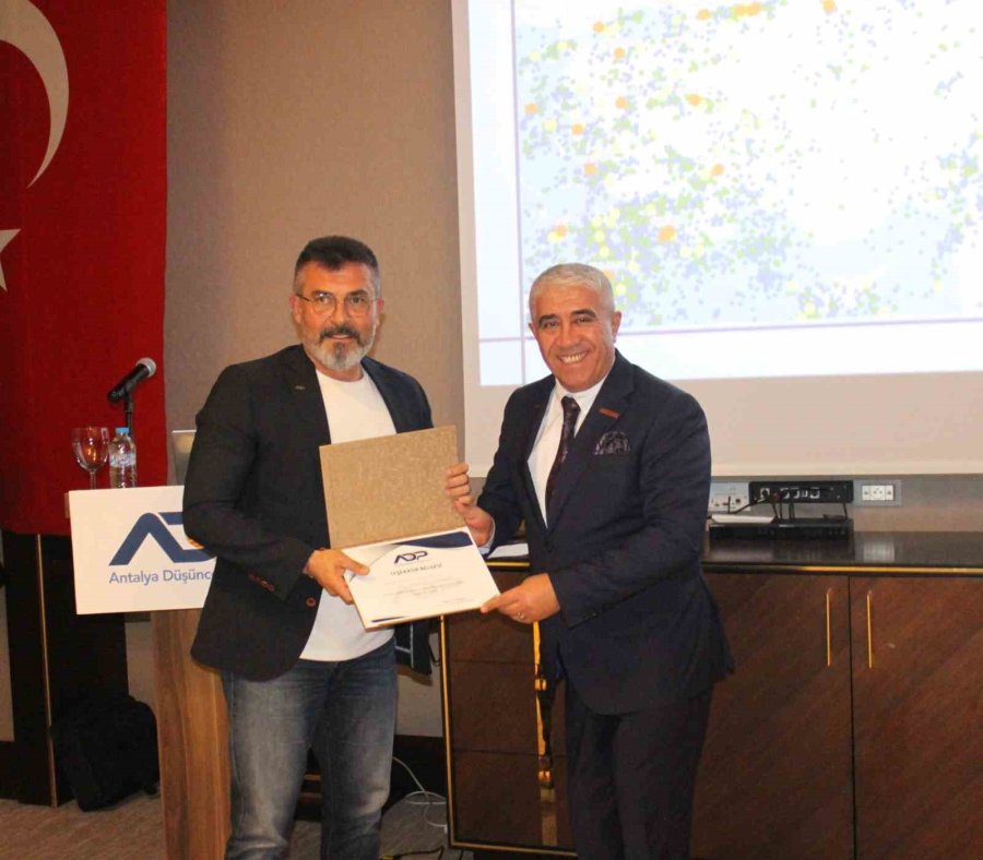 Antalya Düşünce Platformu’nda Deprem Konuşuldu