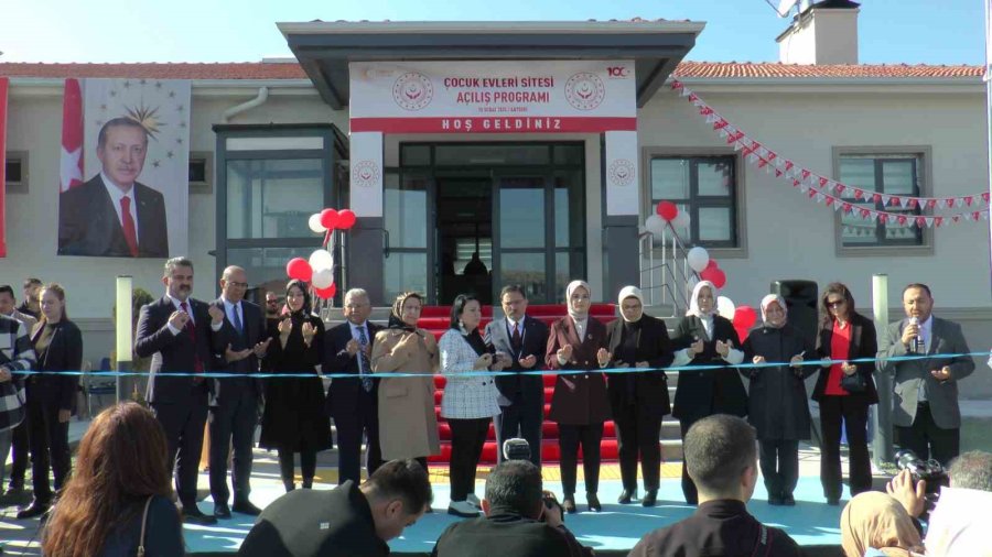 Bakan Mahinur Özdemir Göktaş: “çocuklarımız Reşit Olduktan Sonra Devlet İle Gönül Bağı Kopmayacak”