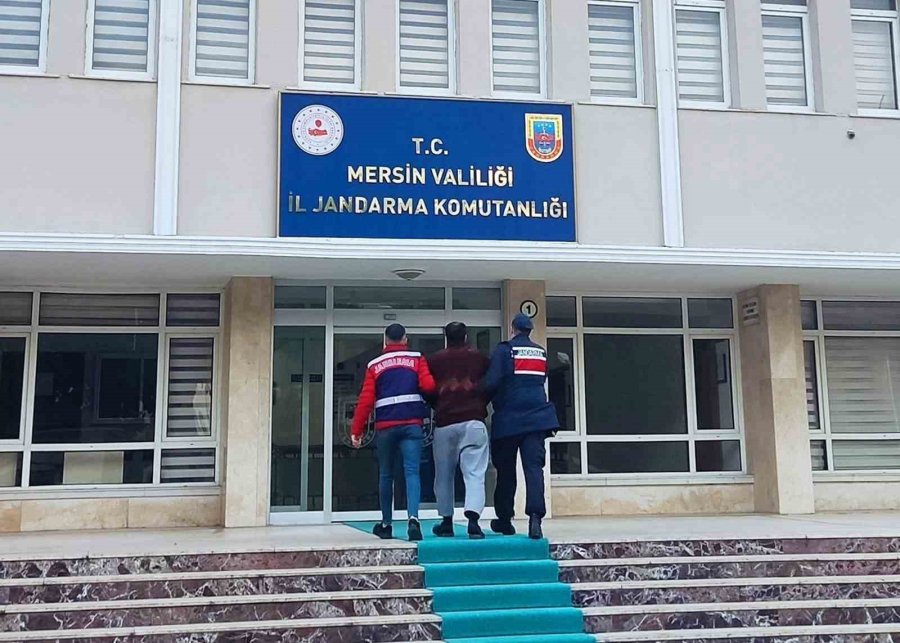 Mersin’de Terör Örgütlerine Operasyon: 5 Gözaltı