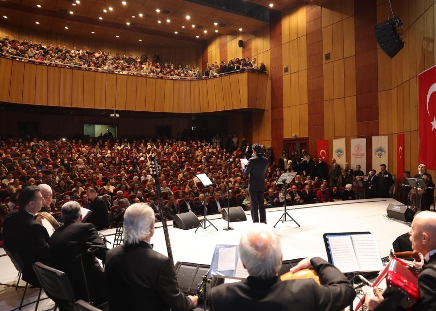 Vatandaşlar, Türk Sanat Müziği Konseri’nde Buluştu