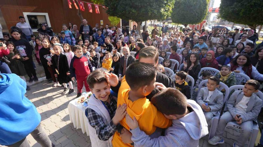 Tarsus Belediyesinin Stem Merkezinde Çocukların Yetenekleri Gelişiyor