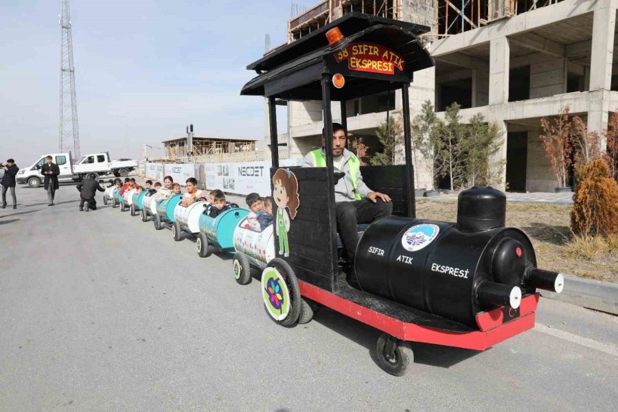 Vatandaşlar, Toki Mahalle Şenliği’nde Buluştu