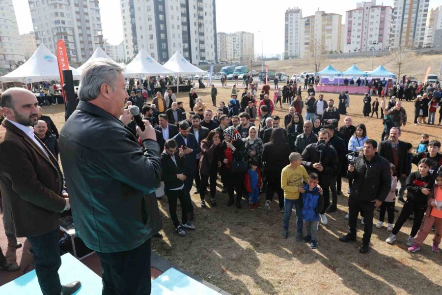 Vatandaşlar, Toki Mahalle Şenliği’nde Buluştu