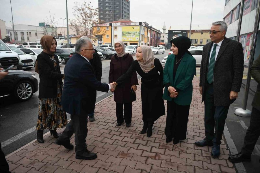 Başkan Büyükkılıç, Kadem Yönetimi İle Bir Araya Geldi