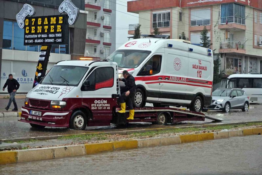 Antalya’da Hayat Felç Oldu