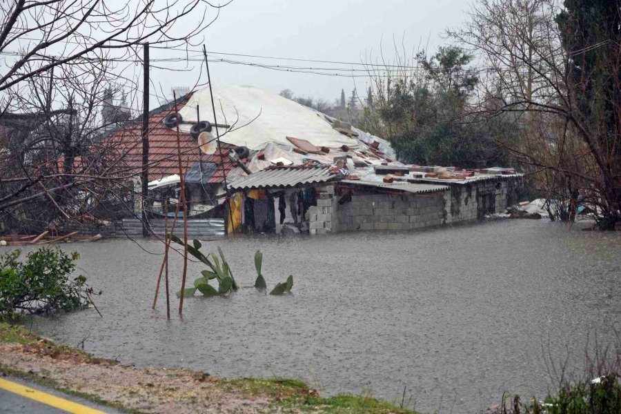 Antalya’da Hayat Felç Oldu