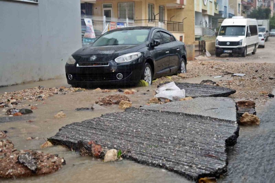 Antalya’da Hayat Felç Oldu