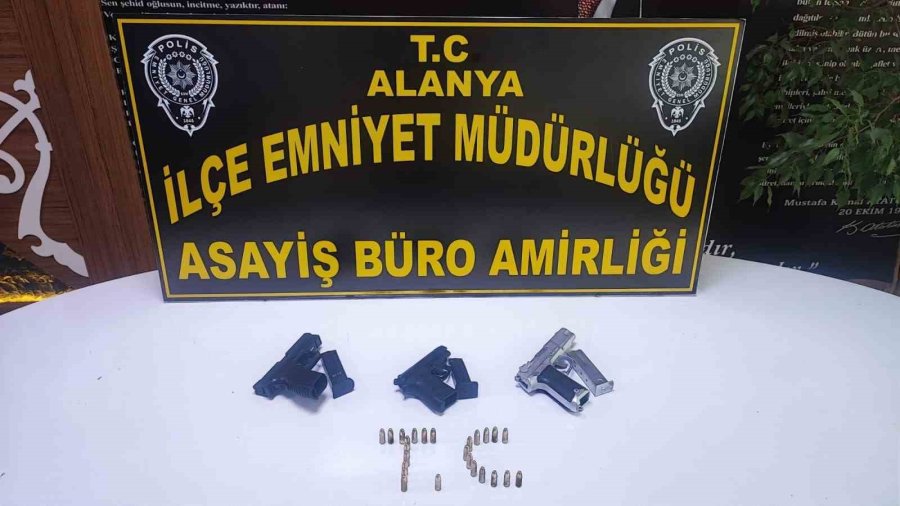 Alanya’da 26 Ruhsatsız Silah Ve 155 Fişek Ele Geçirildi