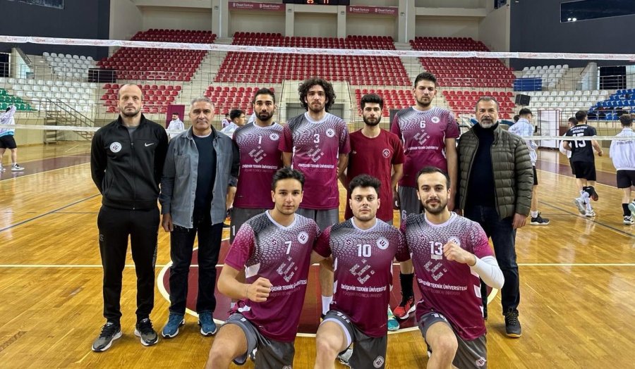 Estü Erkek Ve Kadın Voleybol Takımları Üniversitelerarası Voleybol Süper Ligi Yükselme Gruplarına Katılacak