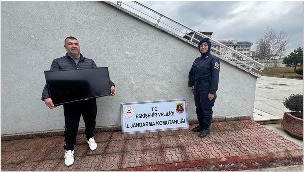 Eskişehir’de 9 Hırsızlık Olayı Gerçekleştirdiği Belirlenen 2 Şüpheli Jandarmadan Kaçamadı