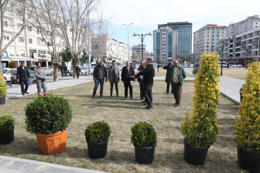 Başkan Palancıoğlu: “şehir Merkezine Nefes Olacak Parkımızda Peyzaj Çalışmaları Başladı”