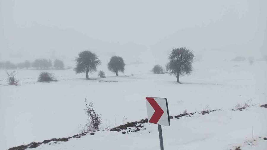 Eskişehir’in Yüksek Kesimleri Beyaza Büründü