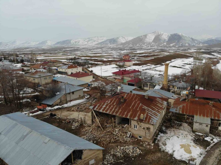 Asrın Felaketi Kayseri’yi 8 Santimetre Batıya Kaydırdı